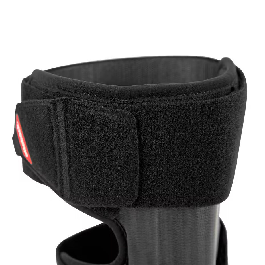 Db44b538 E9da 45D4 B2e8 0Bfff6ab8d07