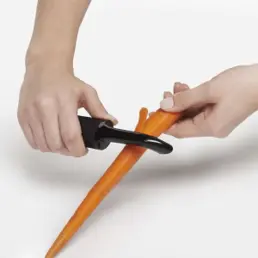 Swivel Peeler Gulrót