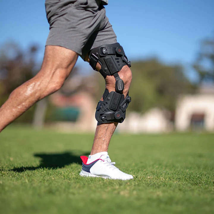 Donjoy ROAM OA Hnéspelka 08