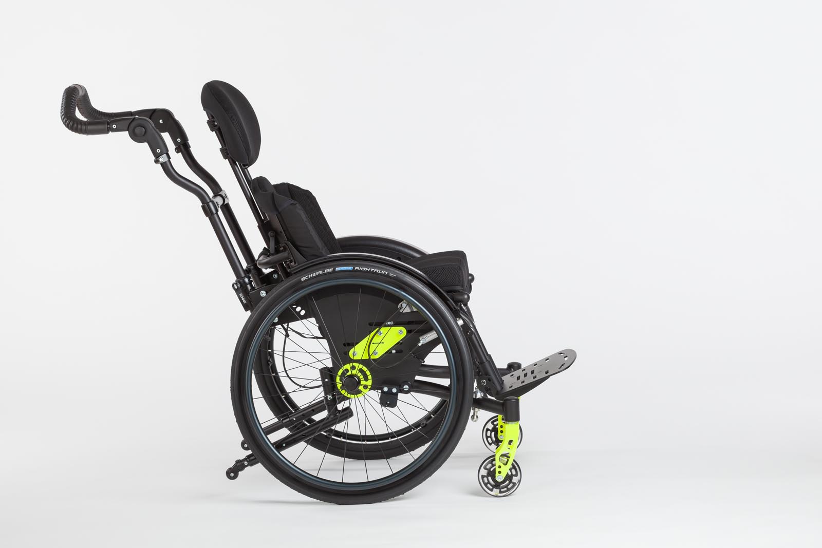 19 IMG 7107 Ret 8Bit