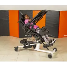 Tiannahipkneeflex2 Scaled